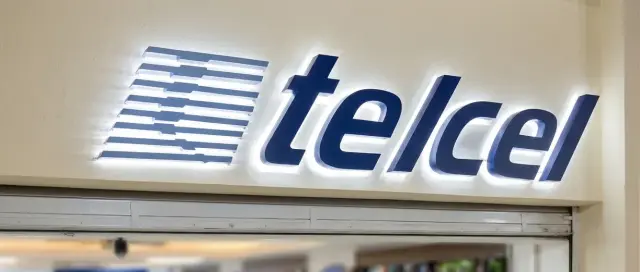 Instalación profesional de anuncio 3D